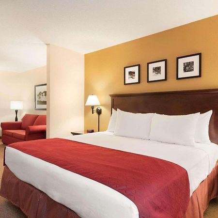 Country Inn & Suites By Radisson, Cedar Rapids Airport, Ia Екстериор снимка